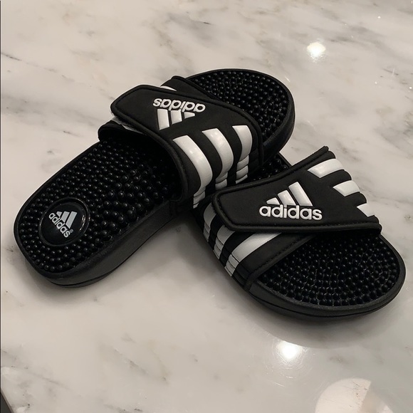 adidas adissage slides kids